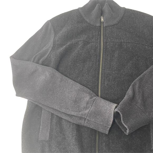 Banana Republic Men's Size M Gray Sweater Jacket Wool Blend - Picture 3 of 9